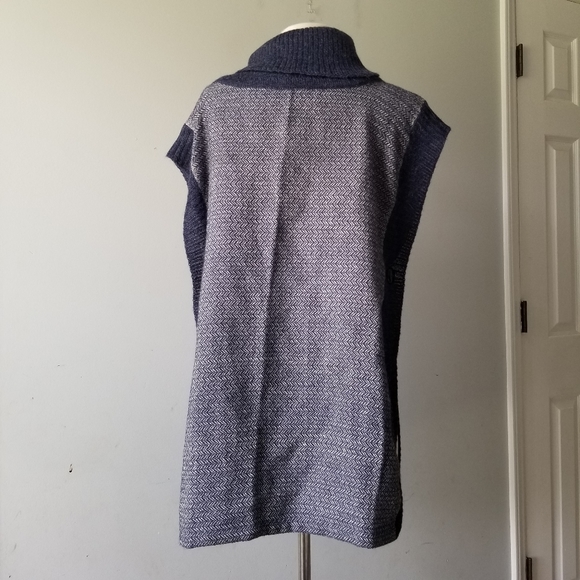 Ten Thousand Villages Urban Peasant Alpaca Tunic Poncho - Picture 3 of 11